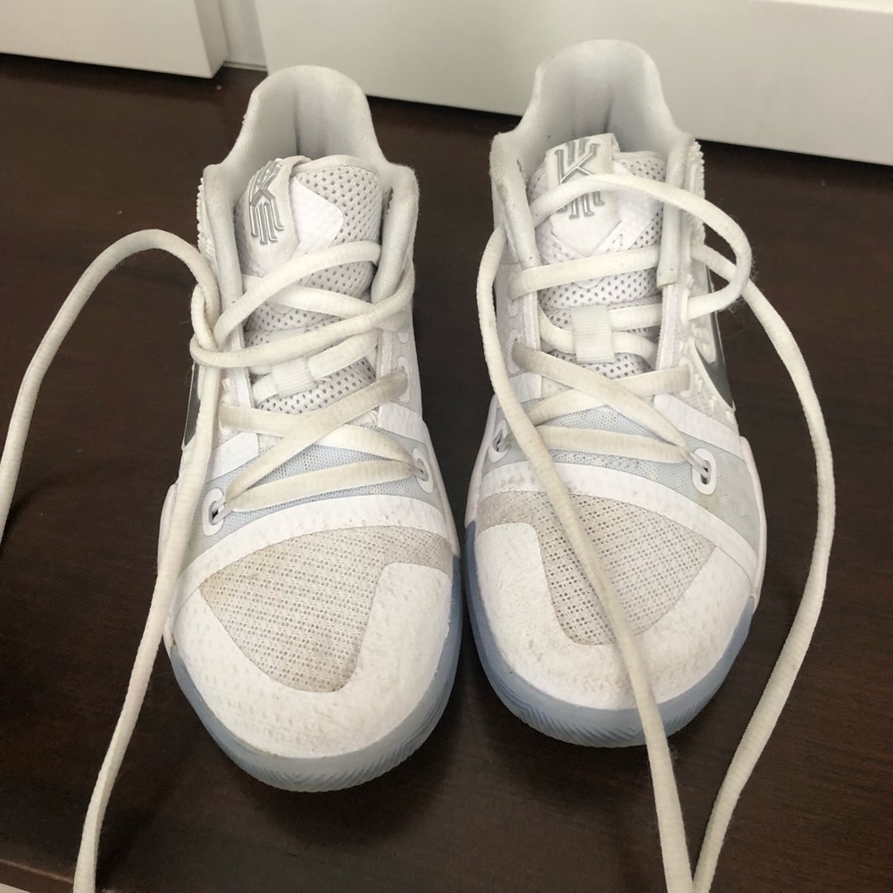 GUC Nike Irvin shoes, toddler 11